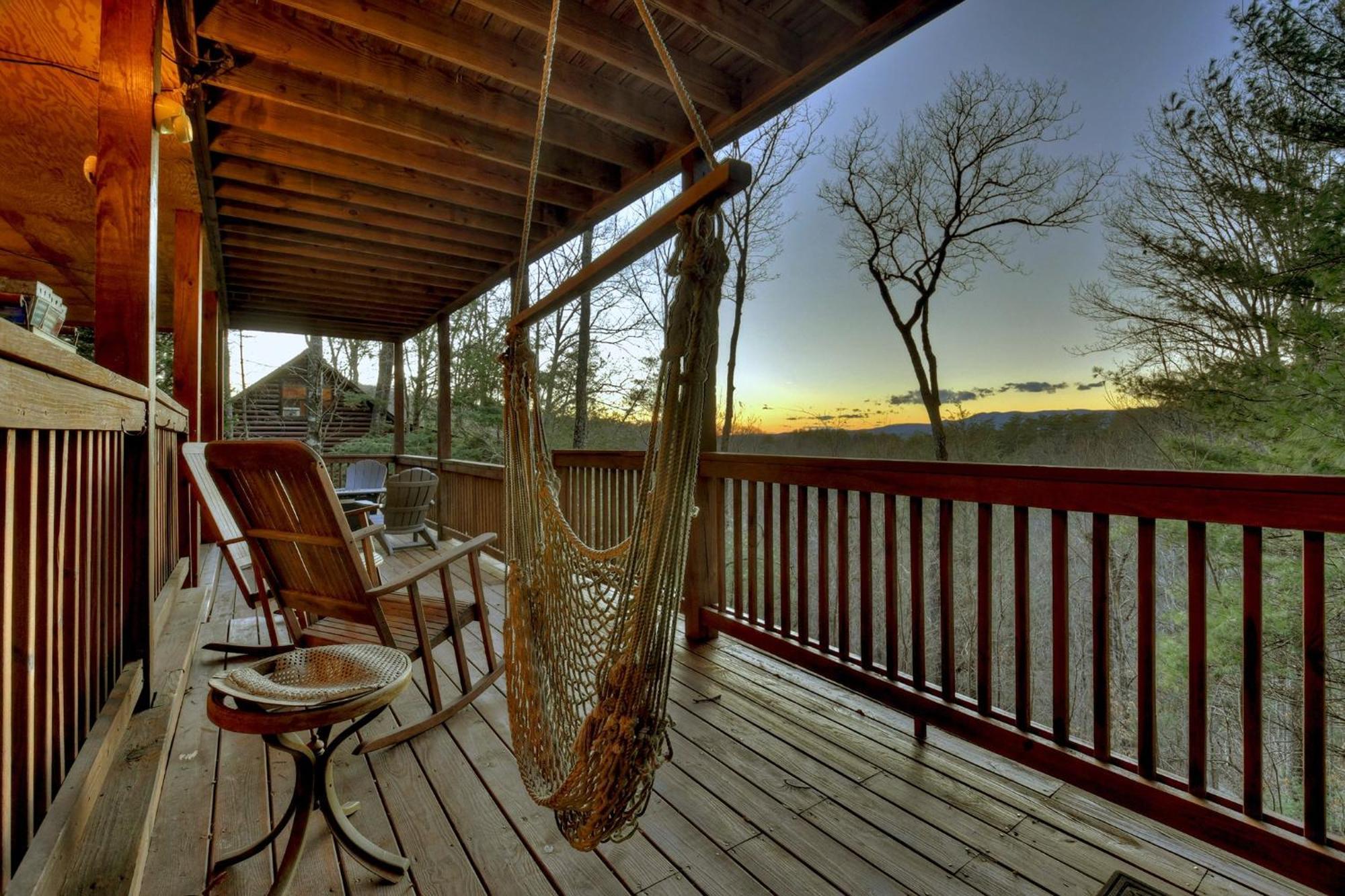 Talking Leaves Hot Tub Firepit And Comfy King Beds Villa Ellijay Exterior photo
