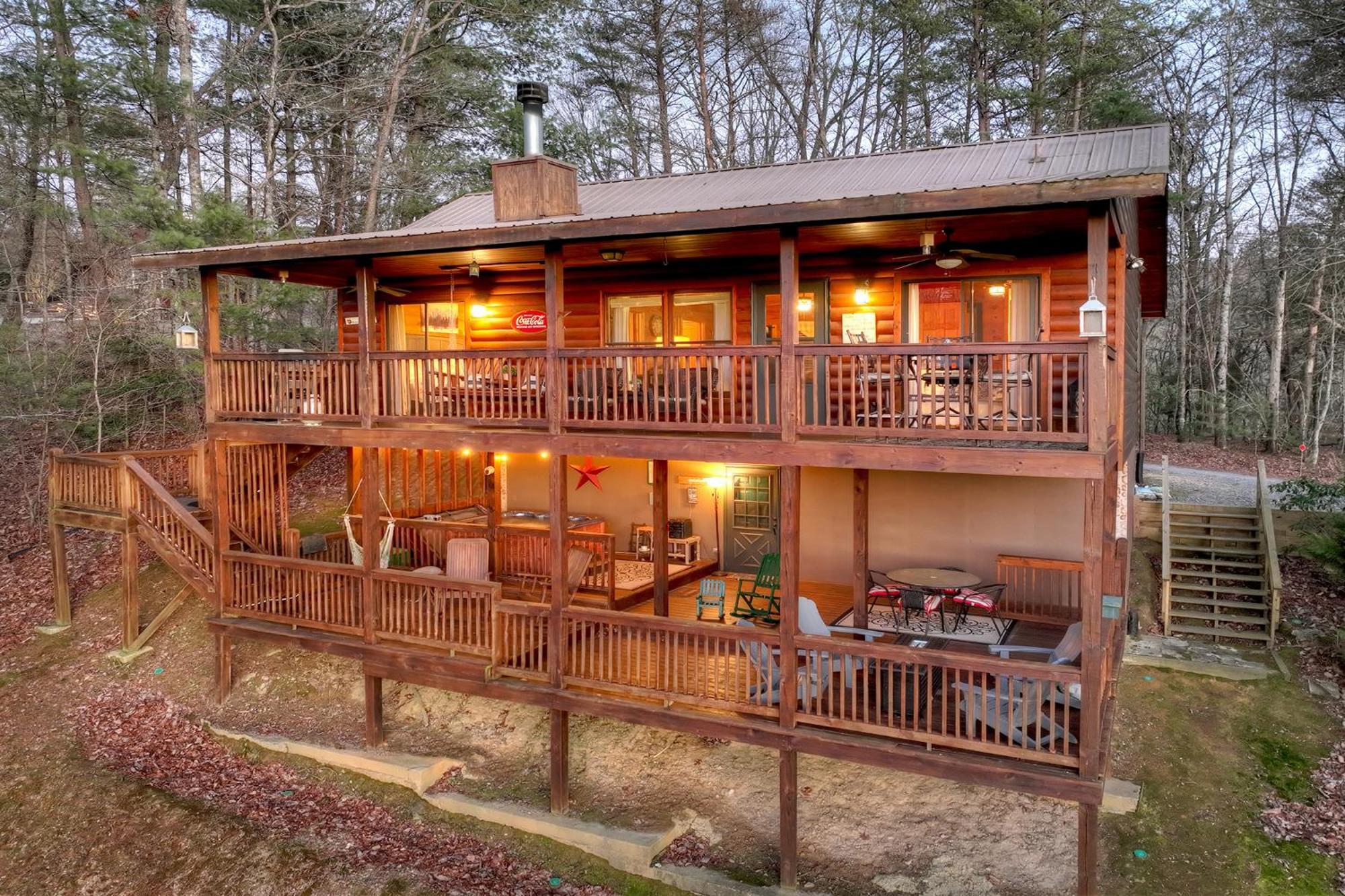 Talking Leaves Hot Tub Firepit And Comfy King Beds Villa Ellijay Exterior photo